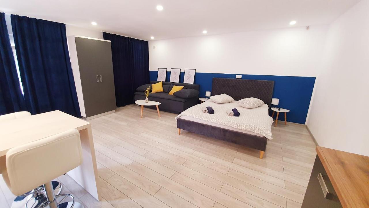Marcos Apartments Victoriei - Self Check-In Resita Exterior photo